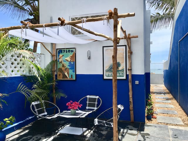 SOAK IN SOME VITAMIN SEA