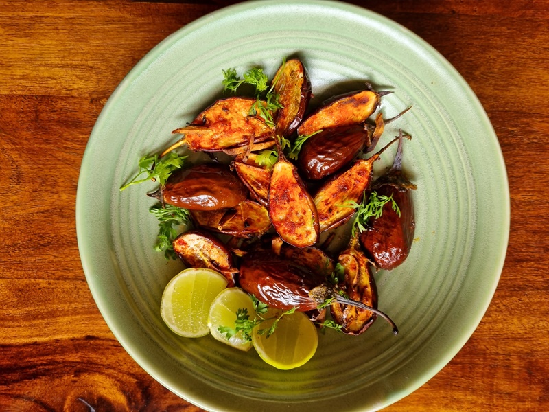 Spicy and limey eggplant - Easter eggs by Vindhya Karwa (Vinsplate)