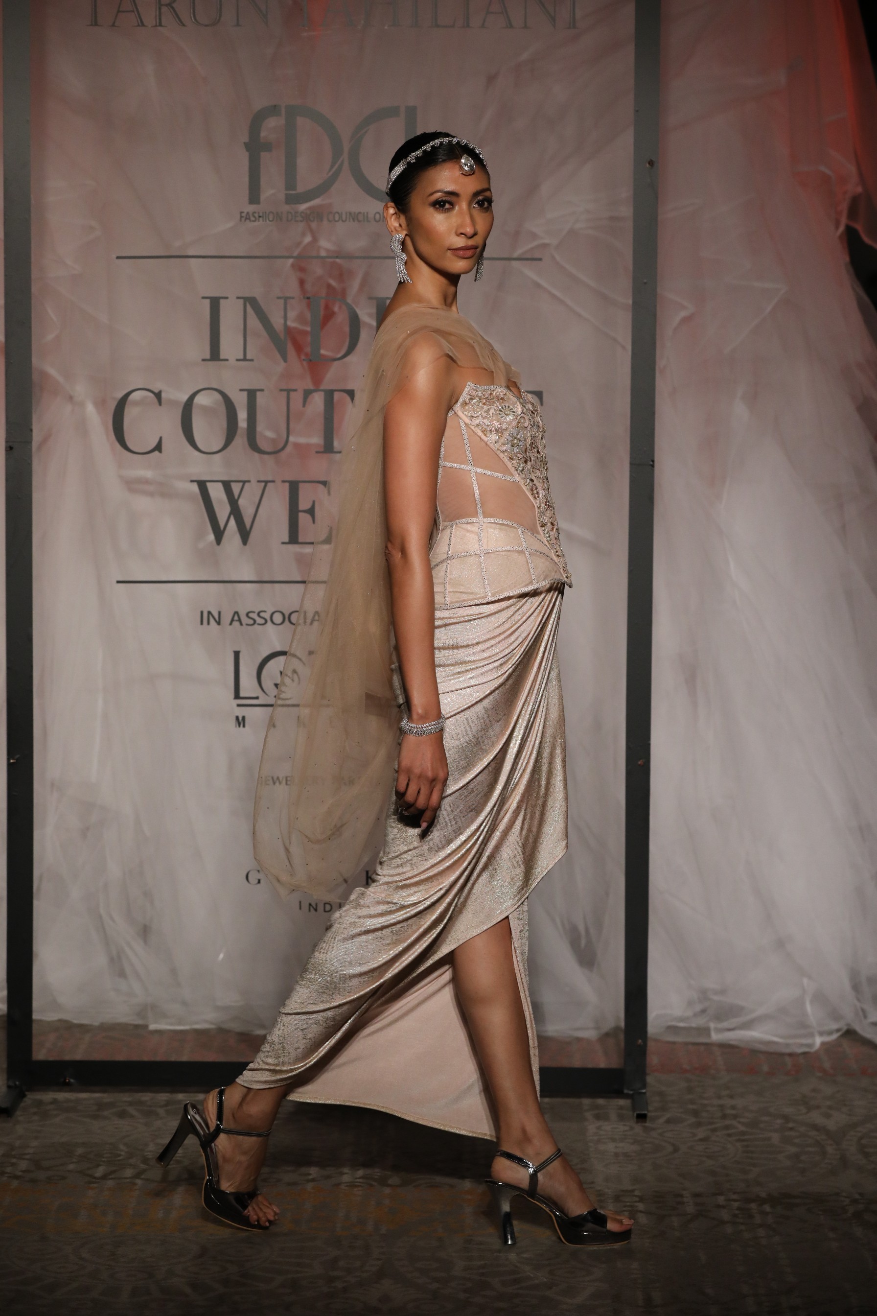 A model in a Tahiliani creation