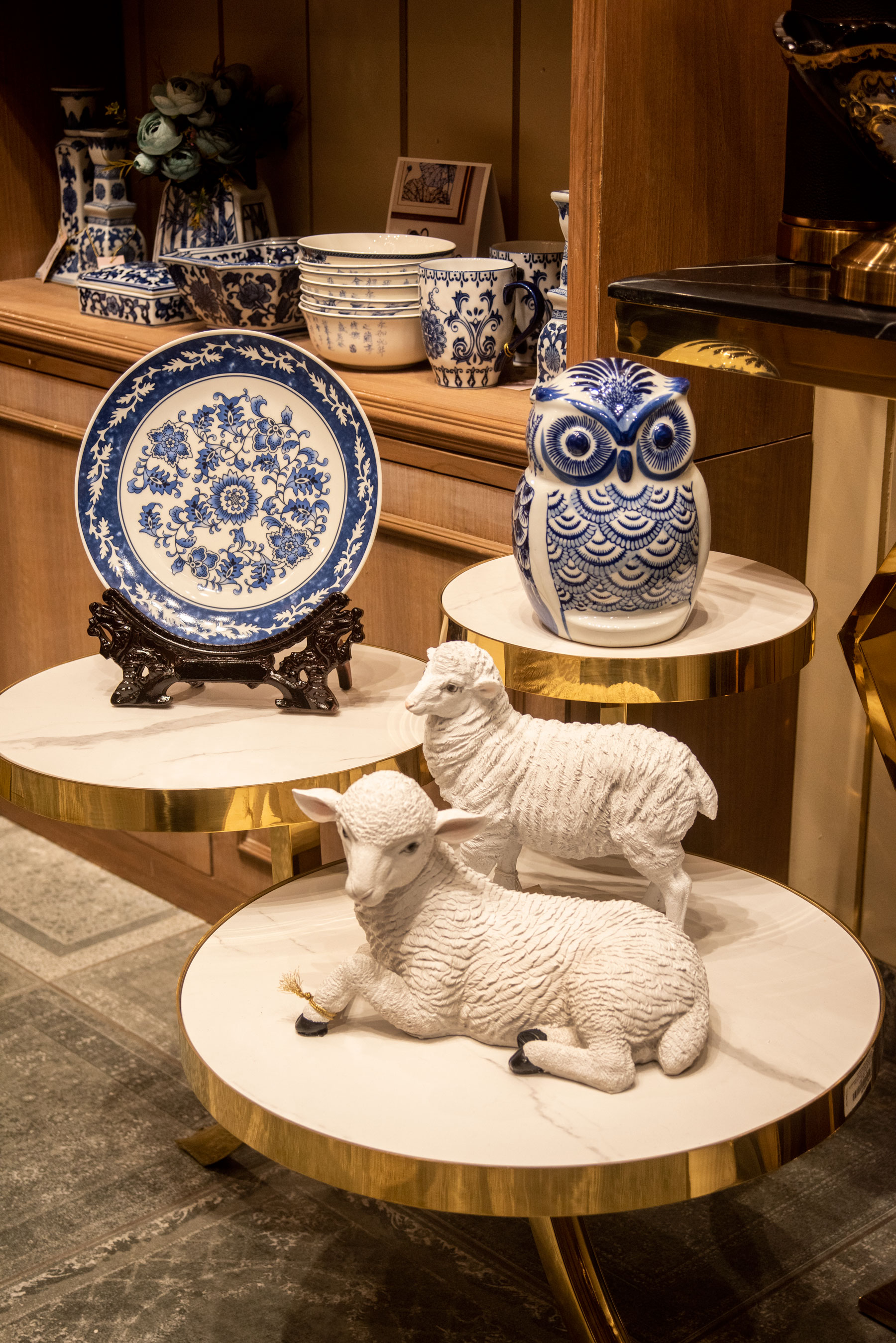 The Decor, Kart Galleria Market, Gururgram