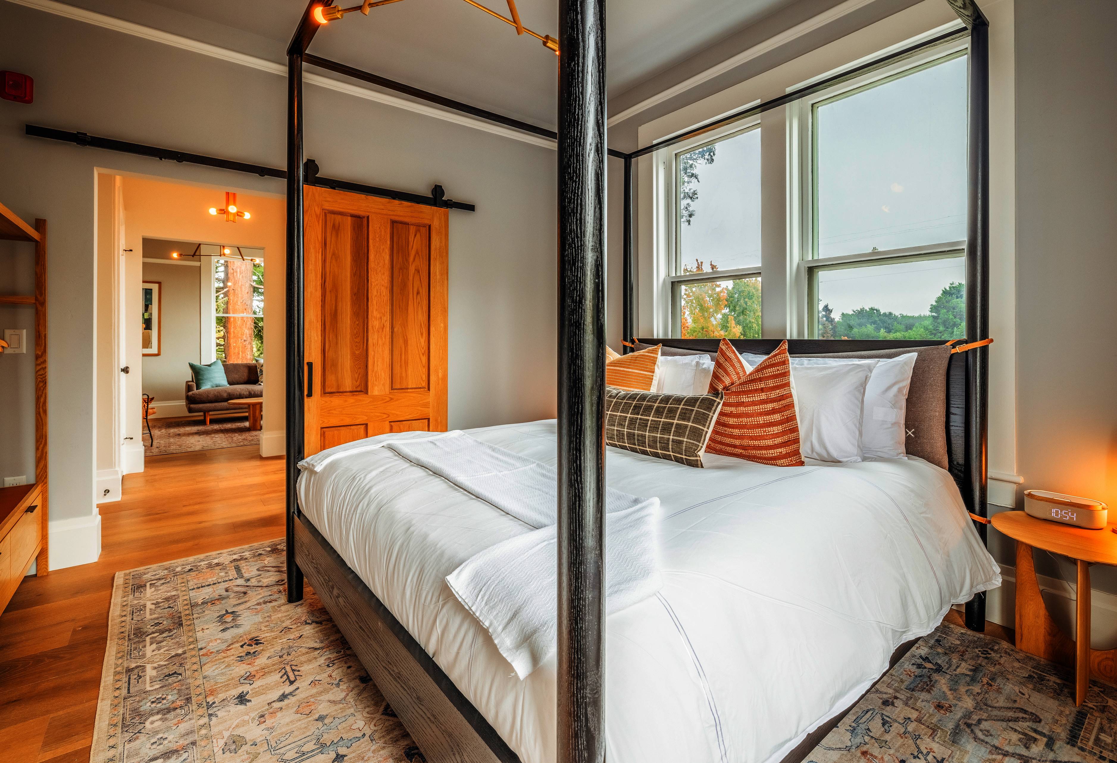 The Ruse Healdsburg Credits to Fuller & Sander Comms.jpg 