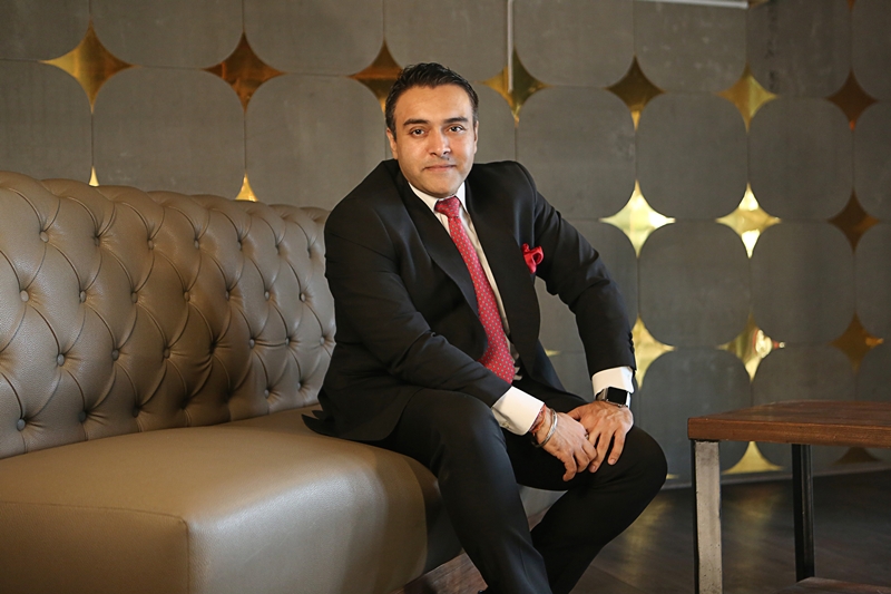 ZORAWAR KALRA Founder and Managing Director, Massive Restaurants Pvt. Ltd