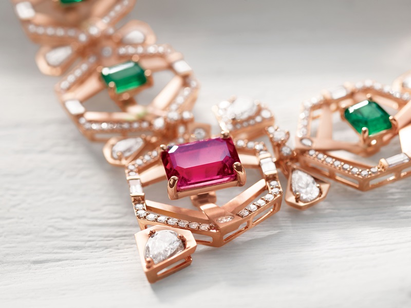 Zoya's Beyond - A Flush of Evergreen Necklace