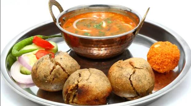 dal, baati, churma.jpg 