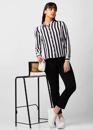 The Sophisticated Essential: Black Jeans