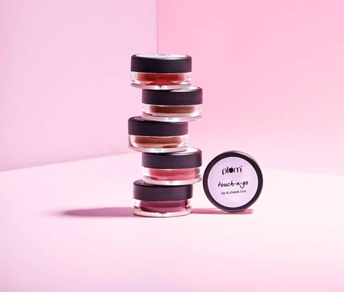 #TouchNGo with the newly launched 2-in-1 lip and cheek tint by Plum