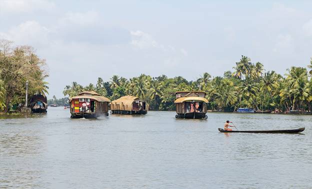  Christmas - December 24 - 26 (Friday to Sunday) 