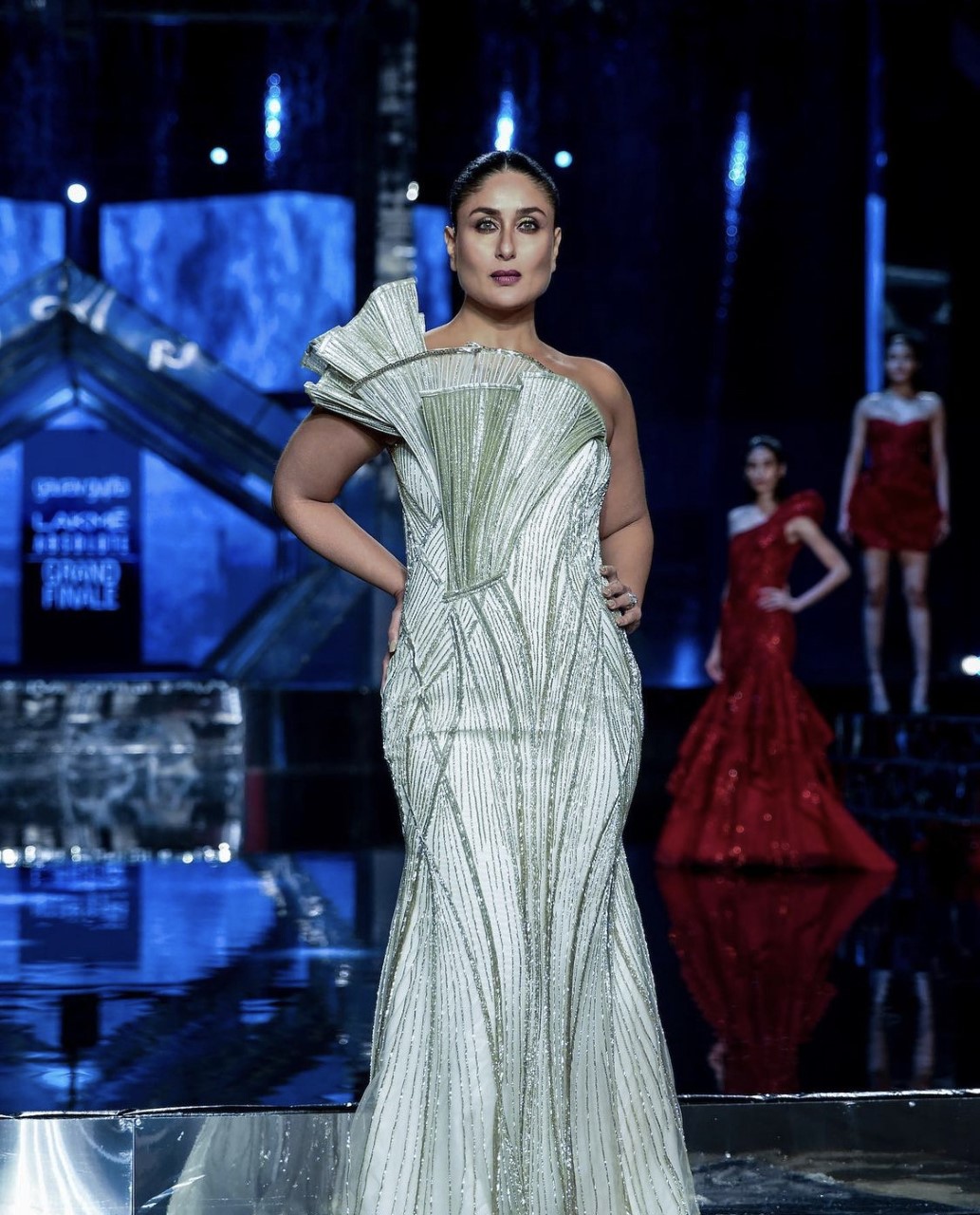 Kareena Kapoor Khan for Gaurav Gupta at LFW X FDCI Grand Finale