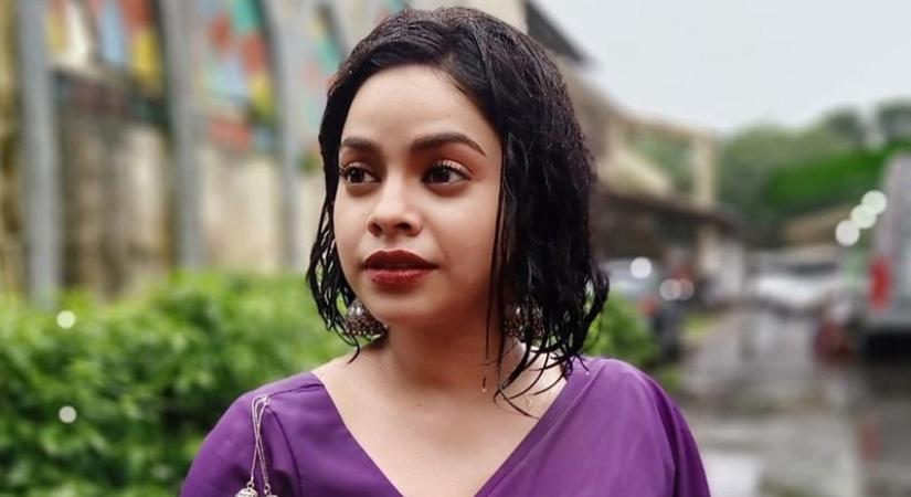 Sumona Chakravarti