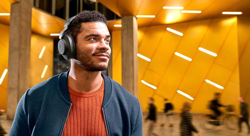 Jabra Elite 85h headphones