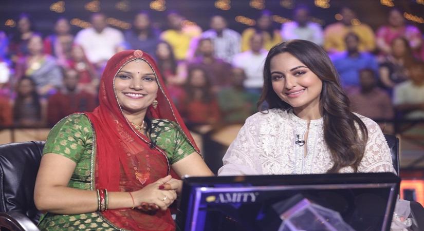 Sonakshi Sinha with Rajasthani artisan Ruma Devi