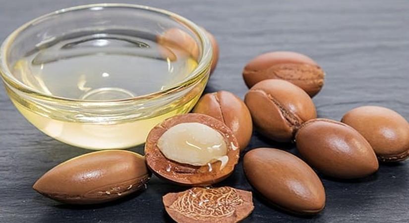 Liquid gold plated (Photo: themomsco/Instagram)