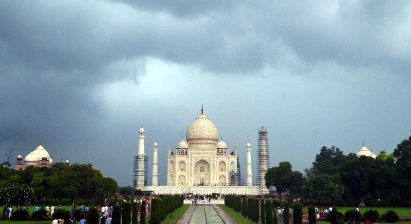 Taj Mahal. (File Photo: IANS)