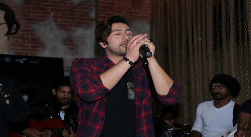 Mumbai: Actor Adhyayan Suman at the launch his first music video single "Saareyan Nu Chaddeya" in Mumbai, on Dec 21, 2017. (Photo: IANS)