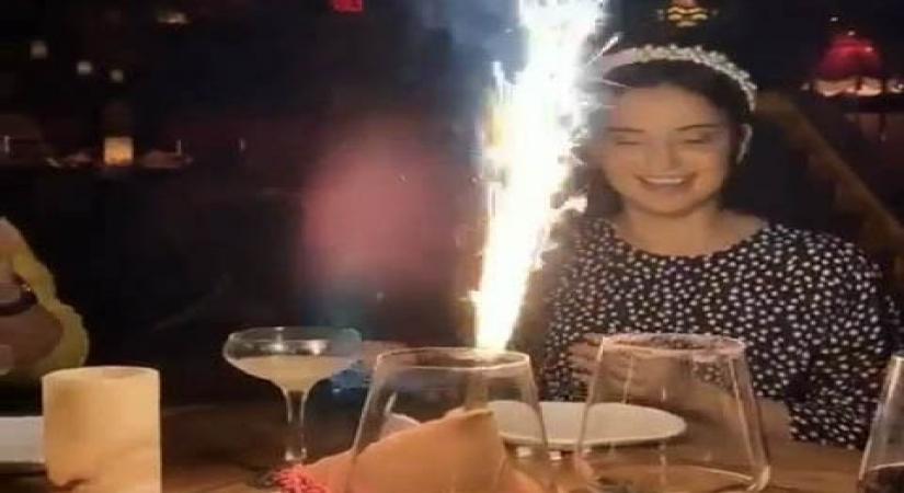 It's Diwali time and actress Kangana Ranaut seems to be in full festive spirit. She is currently in Los Angeles to prepare her upcoming film "Thalaivi", which is based on the former Chief Minister of Tamil Nadu, J Jayalalithaa.