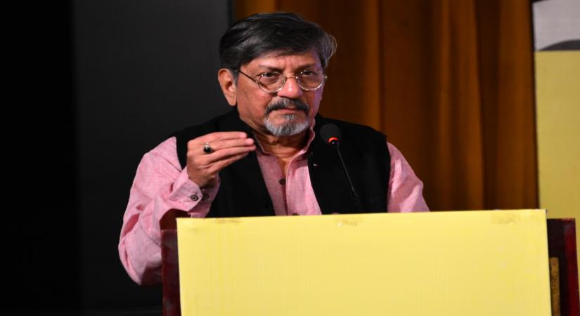 Jaipur: Actor filmmaker Amol Palekar addresses during a programme regarding community action for road safety in Jaipur, on Jan 17, 2016. (Photo: Ravi Shankar Vyas/IANS)