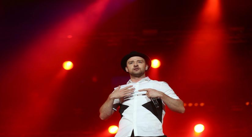 US artist Justin Timberlake performs during a concert at World Stage in Rock in Rio music festival at Rio de Janeiro, Brazil, 15 September 2013. IANS/EFE/Marcelo Sayao