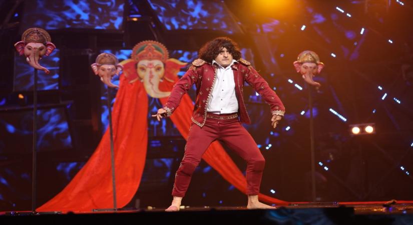 Actor Lavish Deora, who essays the role of Tj in "Tara From Satara", got injured on the set while performing a dance sequence for the show.