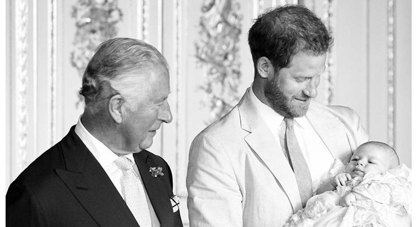 Prrince Harry posts this unseen photo wishing his father a happy birthday 