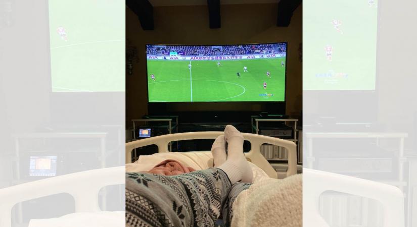 Caption: Megastar Amitabh Bachchan has been advised bed rest, and he is using social media to share health updates with his fans and followers. The actor says his body is giving a signal to slow down.