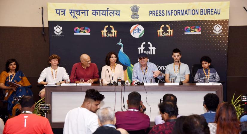 Panaji: Director Goran Paskaljevic, Ex. Producer Maria Li Sacchi with the cast and crew of the opening film 'Despite the Fog' at a press conference, during the 50th International Film Festival of India (IFFI-2019) in Panaji, Goa on Nov 20, 2019. (Photo: IANS/PIB)
