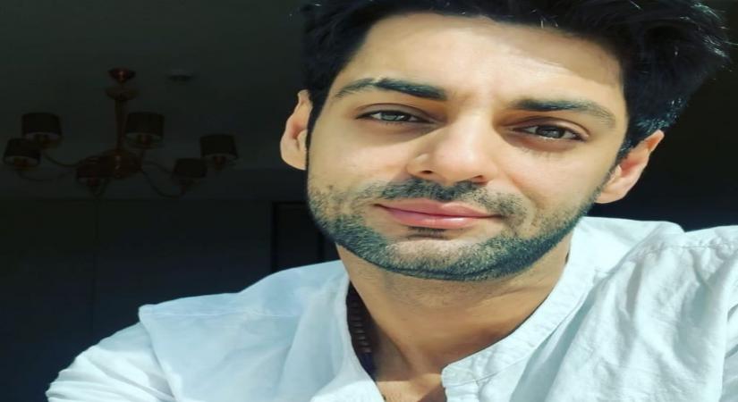 Actor Karan Wahi has tried to change his appearance for his upcoming web show. He has slashed his eyebrow a little to get into the new look for his character.