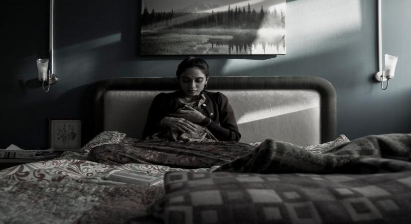 Actress Sobhita Dhulipala, who plays a traumatised pregnant woman in the upcoming Netflix anthology film "Ghost Stories", says that the trauma attached to miscarriage, and the way society treats a woman who is apologetic for the incident, is intimate and universal at the same time.