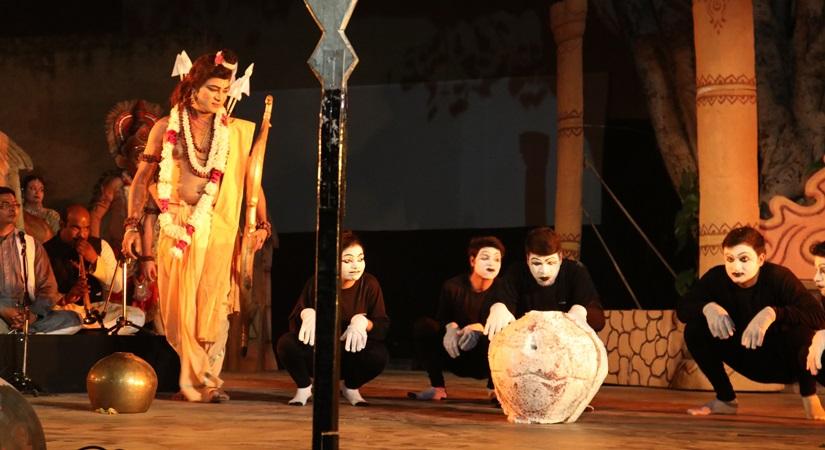 Sahitya Kala Parishad, Delhi will organise the Bharatendu Natya Utsav from December 9 to 14. The festival will be held at Kamani Auditorium, Mandi House until December 12 and the last two days will be organized at LTG Auditorium, Copernicus Marg. The six-day long theatre festival, which is being held for the past three decades aims to showcase new and innovative trends in performing arts.