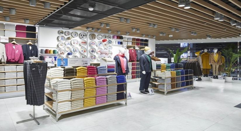 UNIQLO Ambience Mall Vasant Kunj