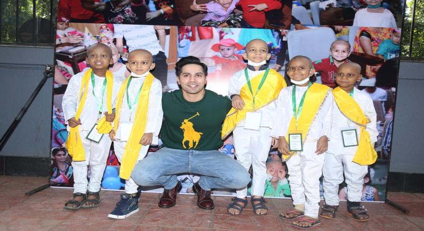 Mumbai: Actor Varun Dhawan during a programme with cancer patient childrens , in Mumbai on Dec 15, 2019. (Photo: IANS)