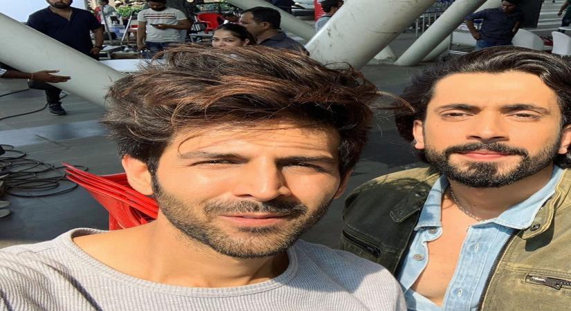 After entertaining audiences with their comedy in "Pyaar ka Punchnama 2" and "Sonu Ke Titu Ki Sweety", actors Kartik Aaryan and Sunny Singh will once again share screen space, in "Pati Patni Aur Woh". Kartik on Saturday took to Instagram and shared the information that Sunny has been roped in for the film.
