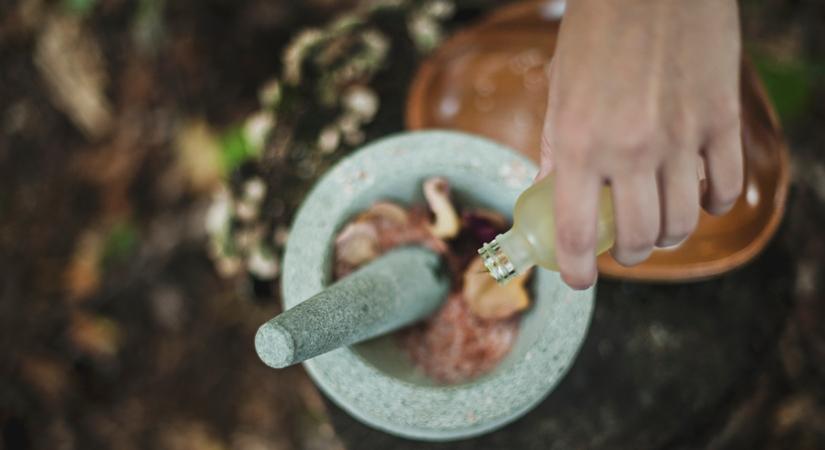 Ayurvedic face masks for winter skin