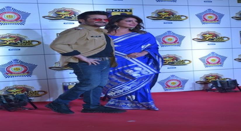Mumbai: Actors Anil Kapoor and Priyanka Chopra at the Red Carpet of Mumbai Police's festival 'Umang 2020' in Mumbai on Jan 19, 2020. (Photo: IANS)