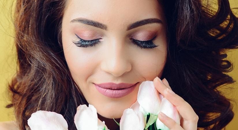 Foundation hacks for perfect face canvas