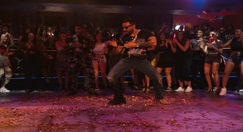 The recreated version of Saif Ali Khan's hit song "Ole ole" from the 1994 movie "Yeh Dillagi" is out, and it sees the former in a completely different avatar. From Saif flirting with girls to hitting random people in clubs and performing a dab step, the video of "Ole Ole 2.0" has several elements which make it a complete party track.