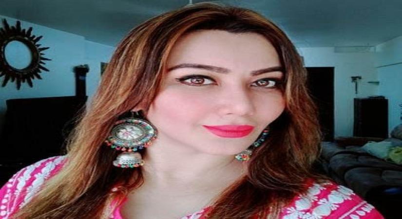 Nausheen Ali Sardar.