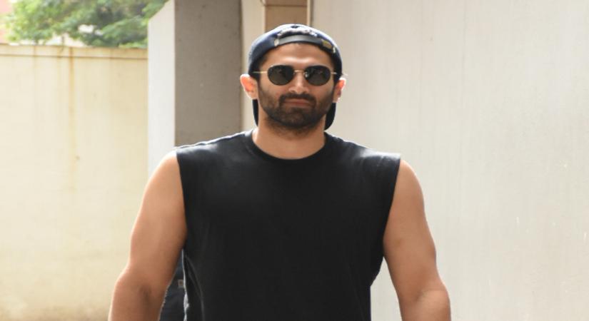 Mumbai: Actor Aditya Roy Kapur seen at the office of Vishesh Films at Khar in Mumbai on Aug 30, 2019. (Photo: IANS)