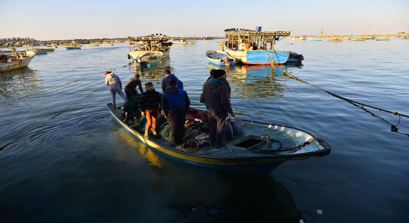 Key fish fatty acids a dream for 70% of world's population. (Photo by Rizek Abdeljawad/Xinhua/IANS)