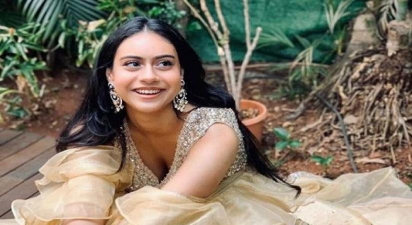 Kajol posts gorgeous pics of her 'happy pill' Nysa.