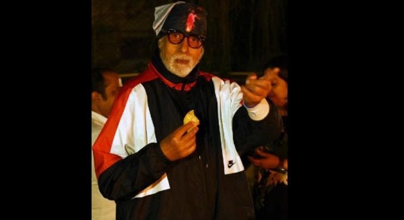 It seems Bollywood veteran Amitabh Bachchan had a great time on Holi, spending quality time with family and gorging on a whole lot of sweets -- especially gujiyas!