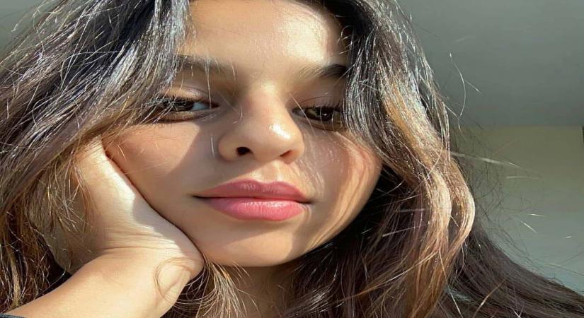 Mumbai, March 30 (IANS) Bollywood couple Shah Rukh Khan and Gauri Khan's daughter Suhana is upping her glam game even during the coronavirus lockdown.