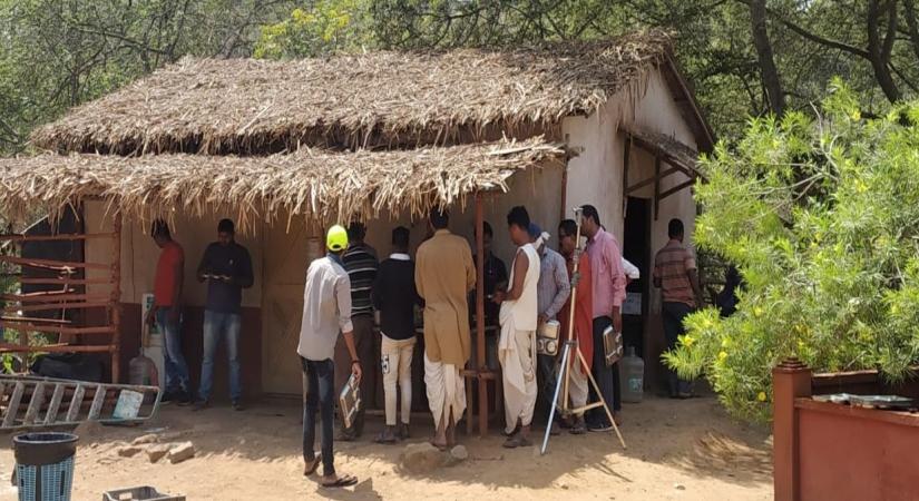 At a time when the COVID-19 pandemic has called for complete shutdownb, with the government advising against any kind of public gathering, Mumbai's Film City continues almost in its usual pace.