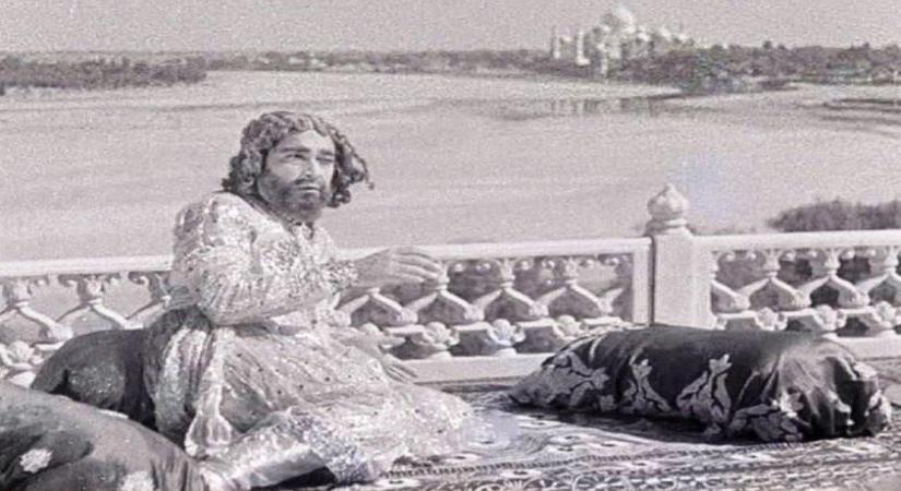 In a major discovery for film buffs, the Cinematheque Francaise, Paris, has handed over a 1930 black-and-white silent film shot by two foreign technicians, Ã¢ÂÂMadhabi KankanÃ¢ÂÂ, to the National Film Archive of India (NFAI). This is the second Indian silent film to be found in recent years and added to the NFAIÃ¢ÂÂs meagre collection of 31 surviving films of the silent era when around 1,300 films are believed to have been made.