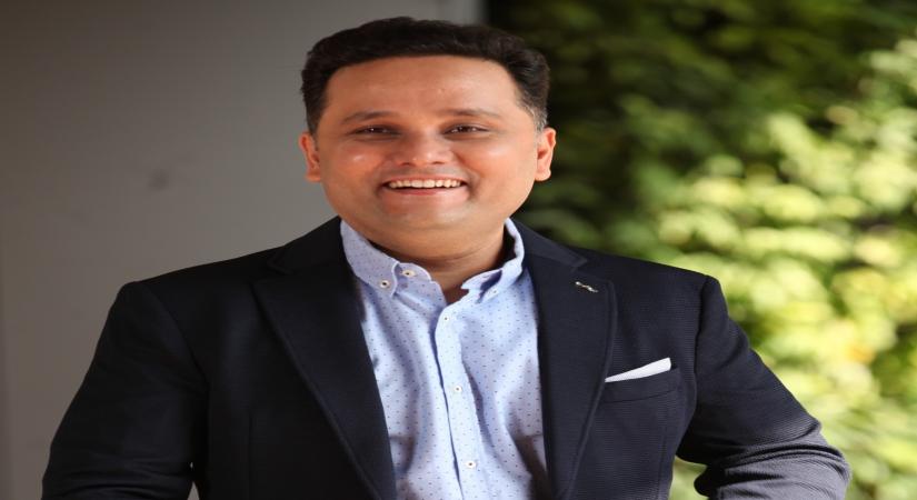 Author Amish Tripathi.