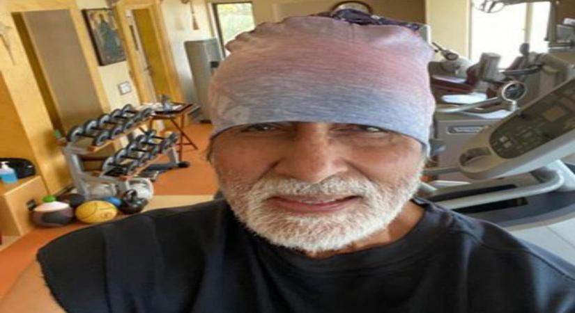 Big B works out at home, asks fans to keep 'the gym going'.