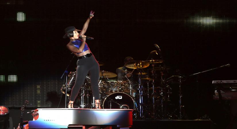 Alicia Keys. IANS/EFE/Marcelo Sayao