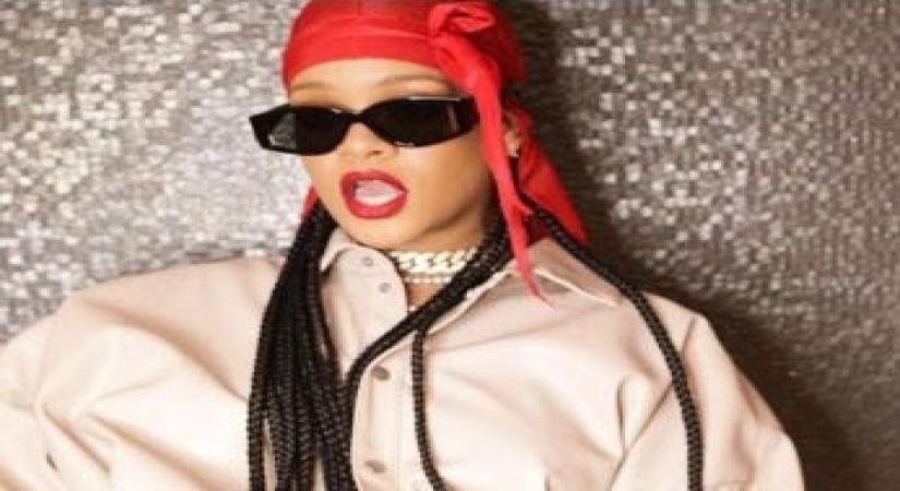 Rihanna's father survives COVID-19 battle.