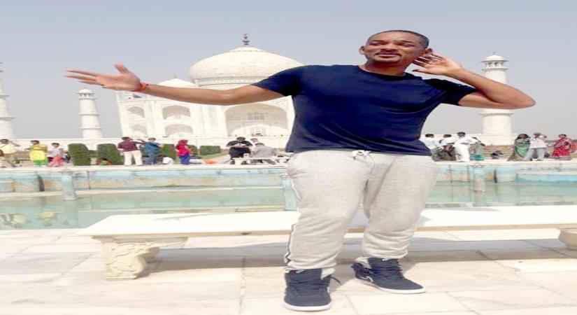 Los Angeles, April 3 (IANS) Hollywood star Will Smith is set to host and executive produce a 16-episode stand-up comedy series called "This Joka".	 (Photo: IANS)
