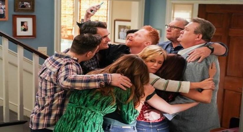 'Modern Family' spin-off series on the cards? (Photo Courtesy: Instagram/ abcmodernfam)