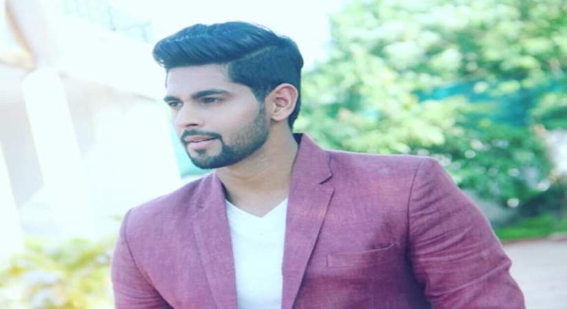 Naagin' actor Lakshay Khurana is 'shy guy' off-screen.